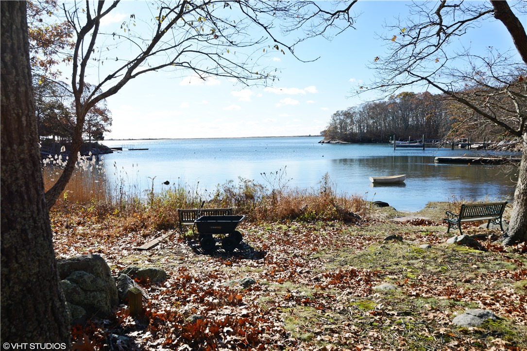 203 Warren Road Westerly, RI 02891 - Photo 7 of 15