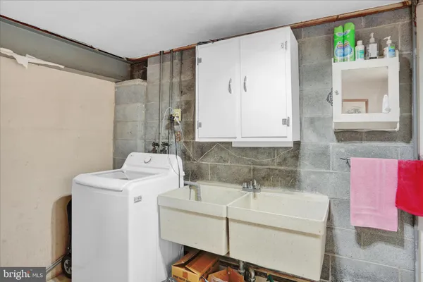 $329,900 | 227 West Neversink Road, Reading, PA 19606