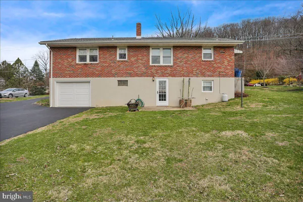 $329,900 | 227 West Neversink Road, Reading, PA 19606