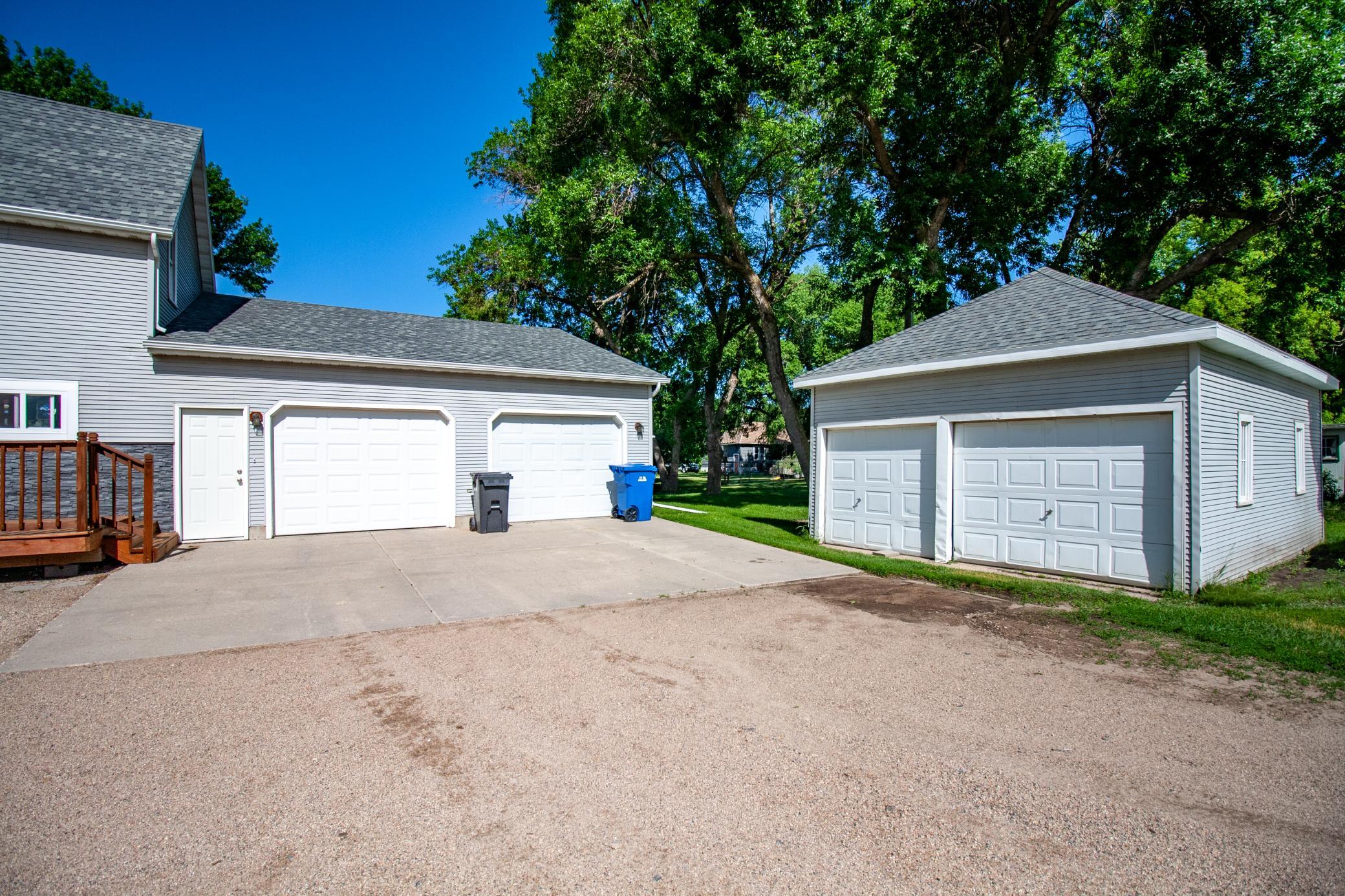 301 2nd Avenue Southwest Barnesville, MN 56514 - Photo 3 of 46