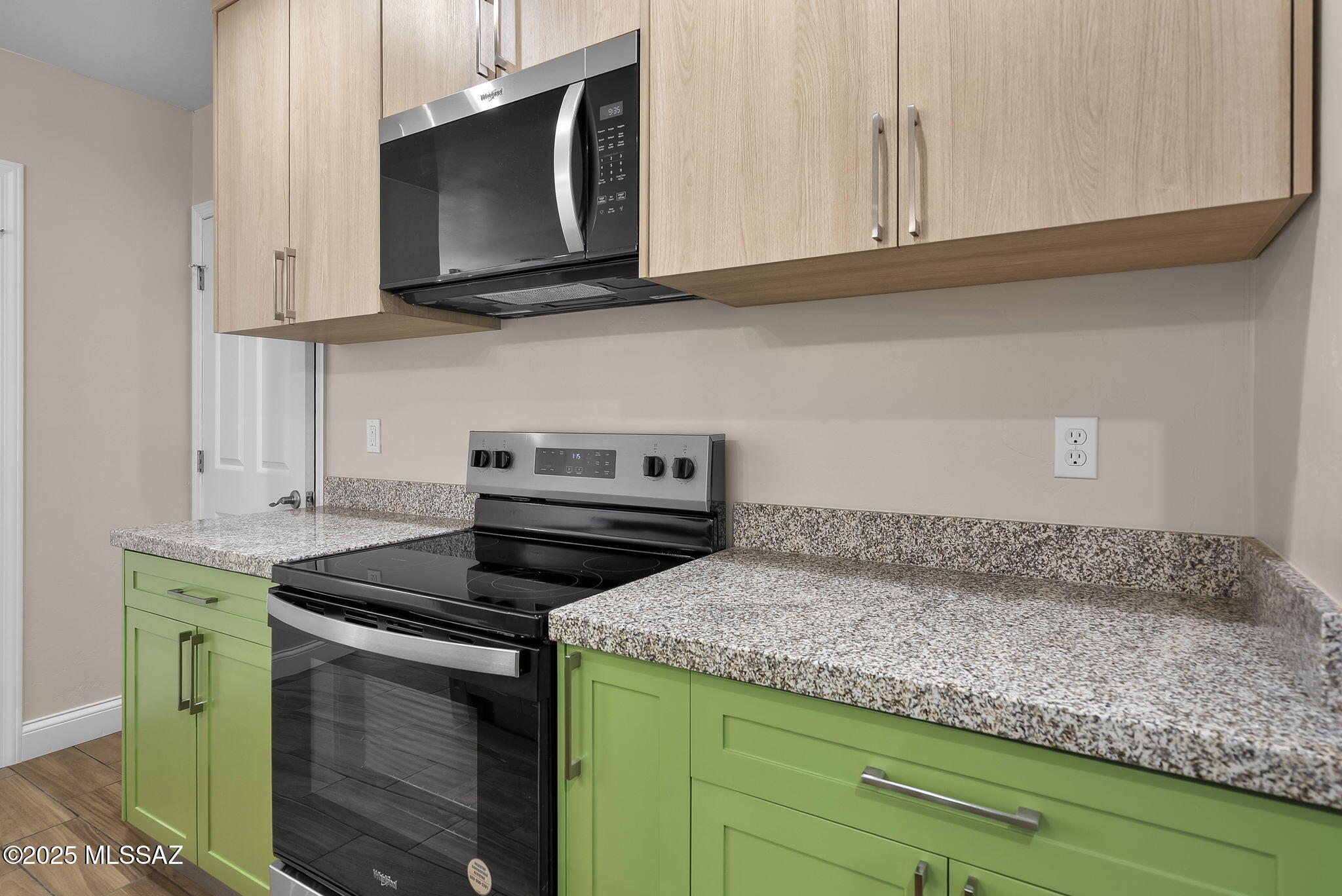220 Calle Ranaculo Rio Rico, AZ 85648 - Photo 10 of 43 Gallery Image 10