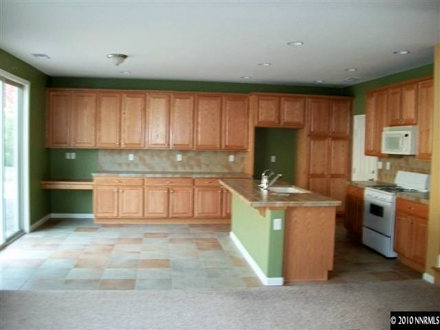 7075 Sterling Point Court Reno, NV 89523 - Photo 5 of 13 Photo 5