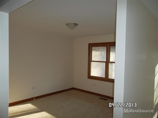 1502 Mayer Road Smiths Creek, MI 48074 - Photo 9 of 15 31144653-8.JPG