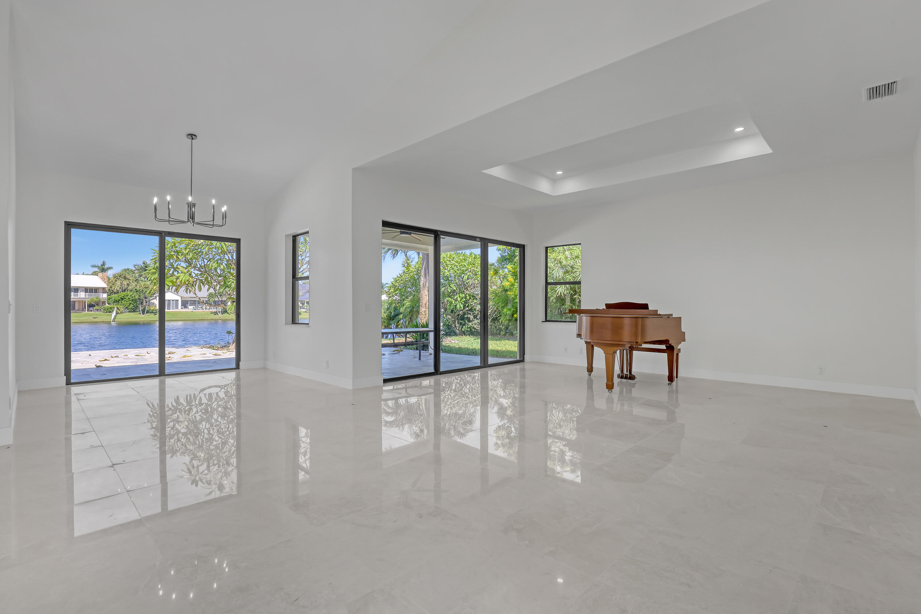 161 Apollo Circle Jupiter, FL 33477 - Photo 26 of 60 a indoor view