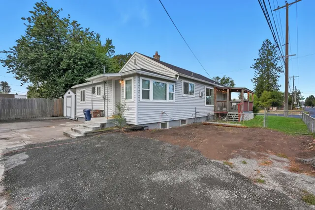 $295,000 | 6020 North Monroe Street, Spokane, WA 99205