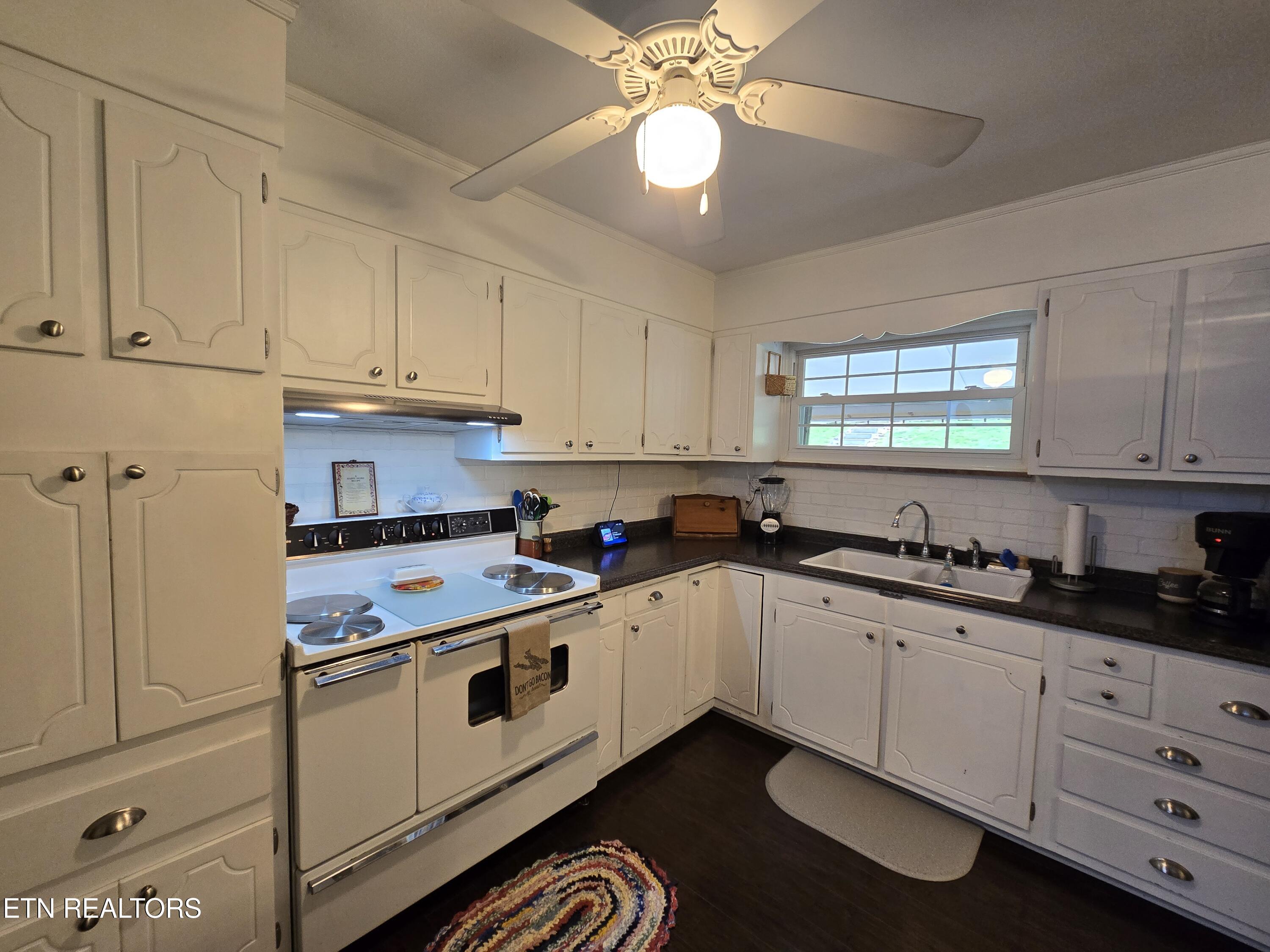 1765 Sugar Run Road Jonesville, VA 24263 - Photo 23 of 46 20260402_165538