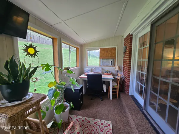 $259,000 | 1765 Sugar Run Road, Jonesville, VA 24263