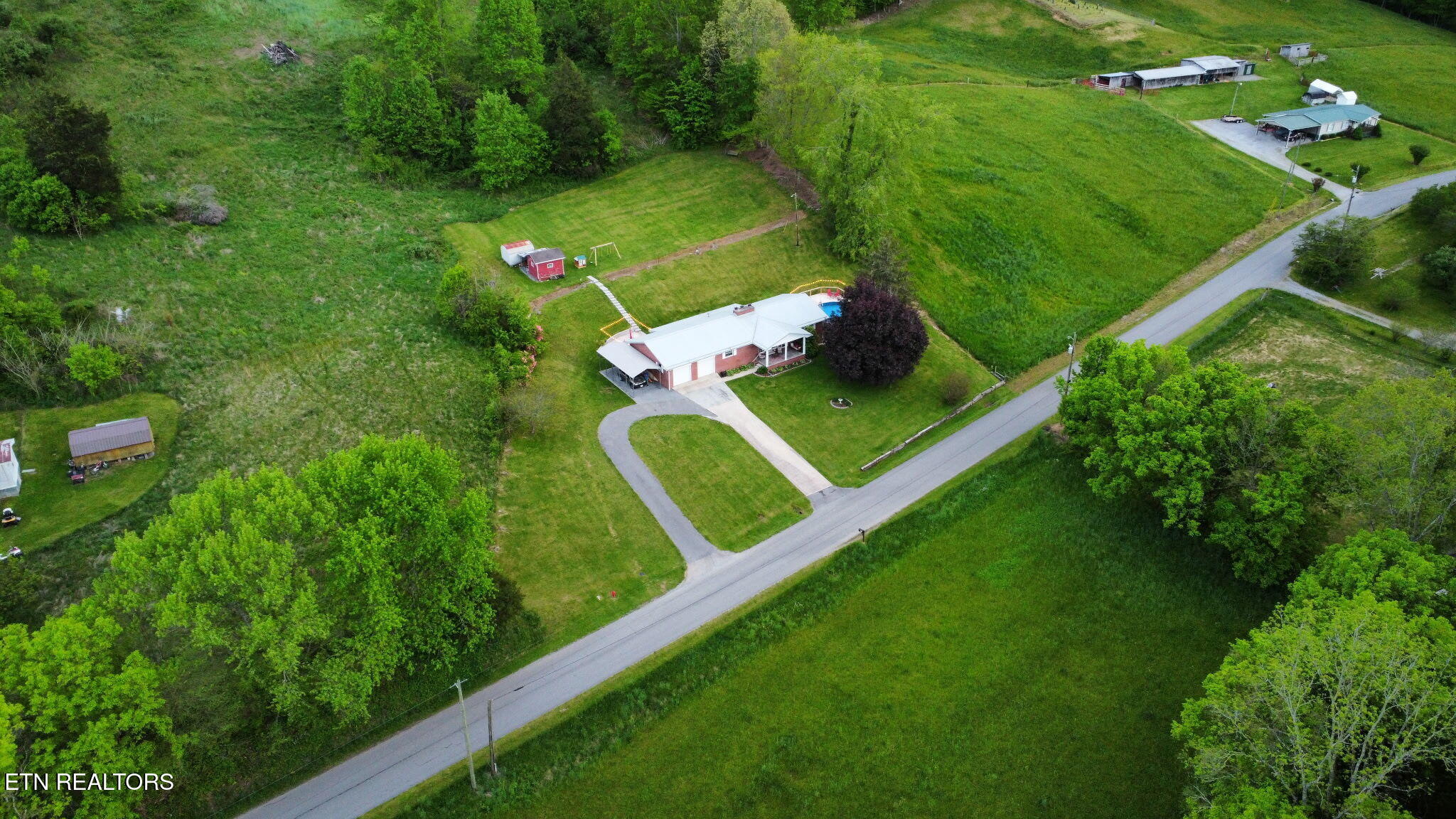 1765 Sugar Run Road Jonesville, VA 24263 - Photo 7 of 46 IMG_20260402_192430