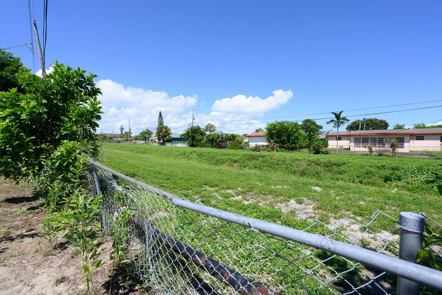 310 West 16th Way Riviera Beach, FL 33404 - Photo 23 of 24 Behind Back Yard