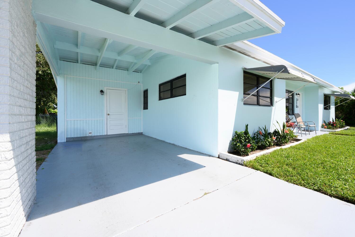 310 West 16th Way Riviera Beach, FL 33404 - Photo 3 of 24 Carport