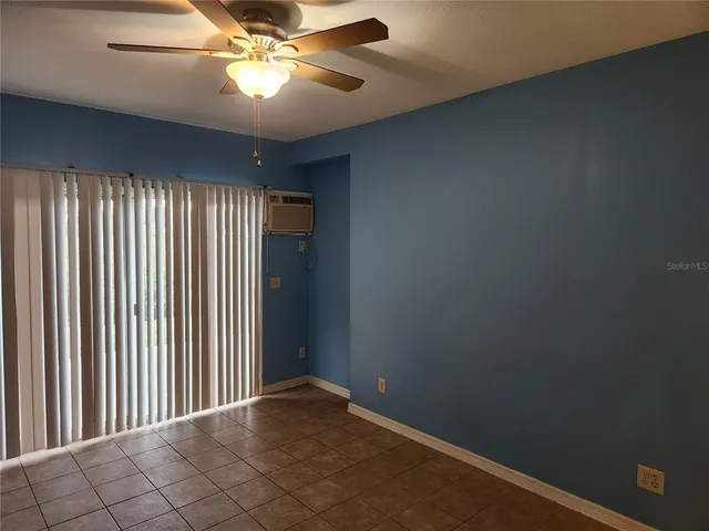 $1,295 | 1215 Skyview Boulevard, Unit B, Lakeland, FL 33801