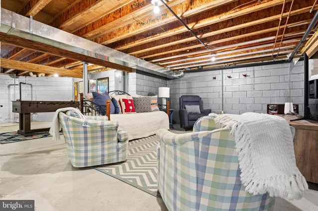 a view of an outdoor space with seating area