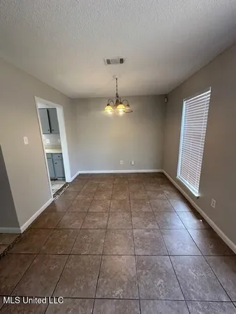 $1,450 | 3524 Morningview Drive, Moss Point, MS 39563