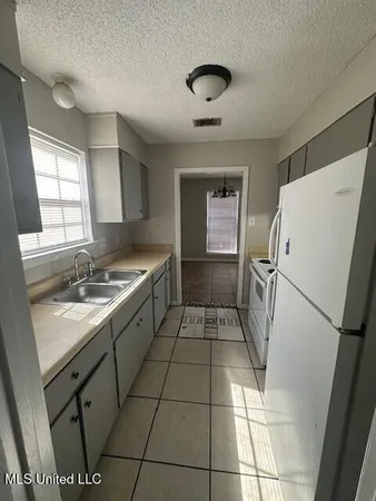 $1,450 | 3524 Morningview Drive, Moss Point, MS 39563