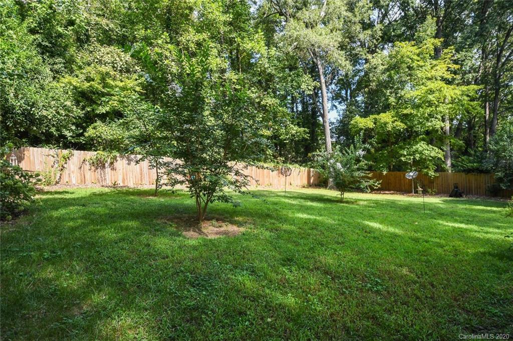 5644 Londonderry Road Charlotte, NC 28210 - Photo 23 of 23 a garden view
