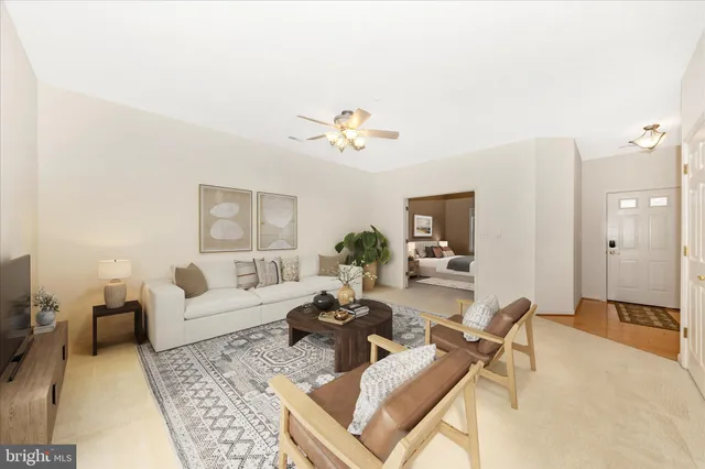 $254,900 | 80 Sunbrook Lane, Unit 170, Hagerstown, MD 21742