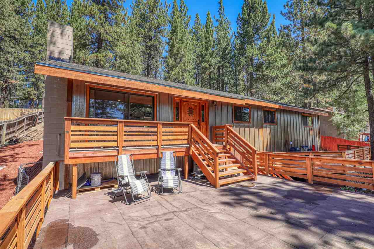 11596 Brook Lane Truckee, CA 96161 - Photo 2 of 21