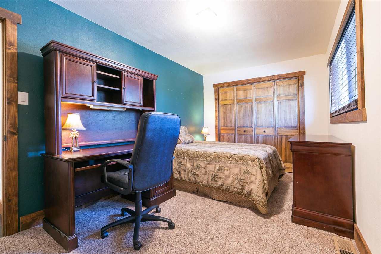 11596 Brook Lane Truckee, CA 96161 - Photo 13 of 21