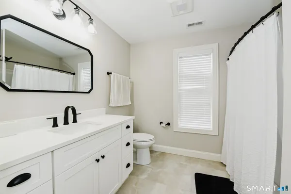 $775,000 | 500 River Road, Unit 3, Shelton, CT 06484