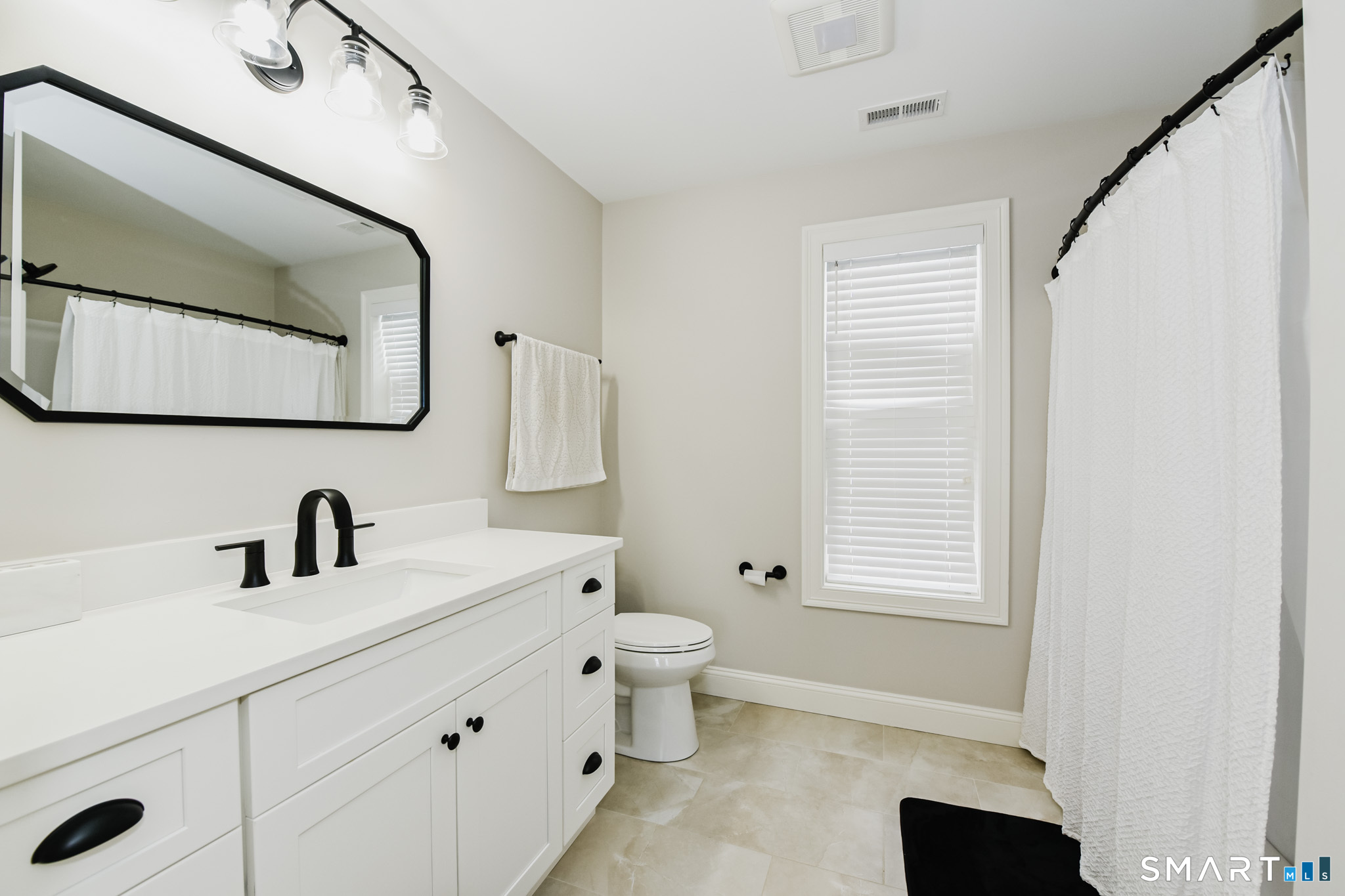 500 River Road, Unit 3 Shelton, CT 06484 - Photo 14 of 36