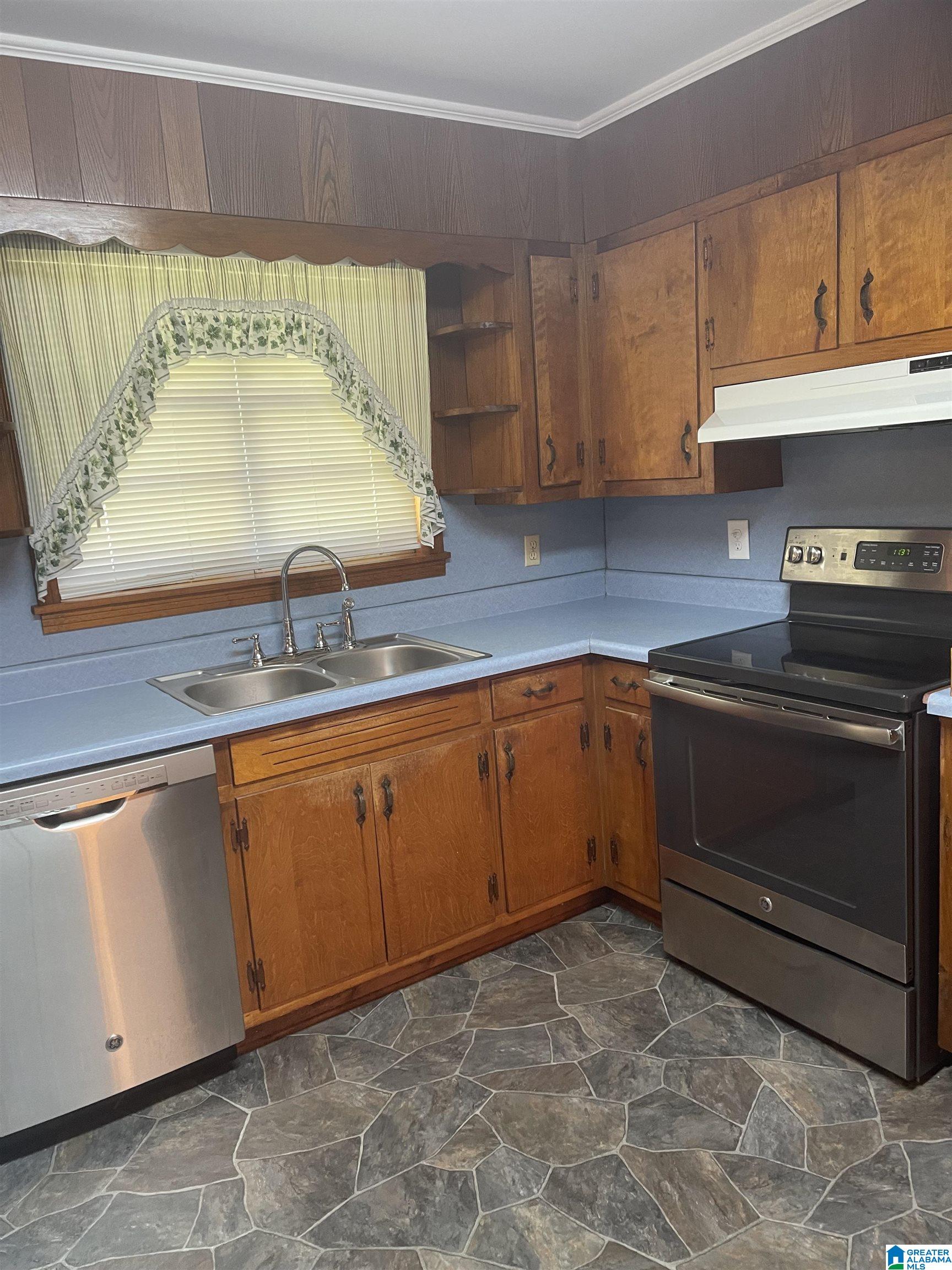 1303 Lay Dam Road Clanton, AL 35045 - Photo 4 of 20