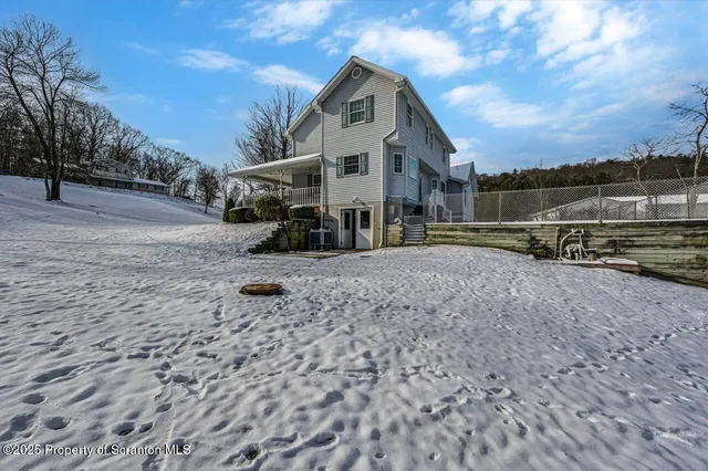 $595,000 | 123 Bonifanti Lane, Factoryville, PA 18419