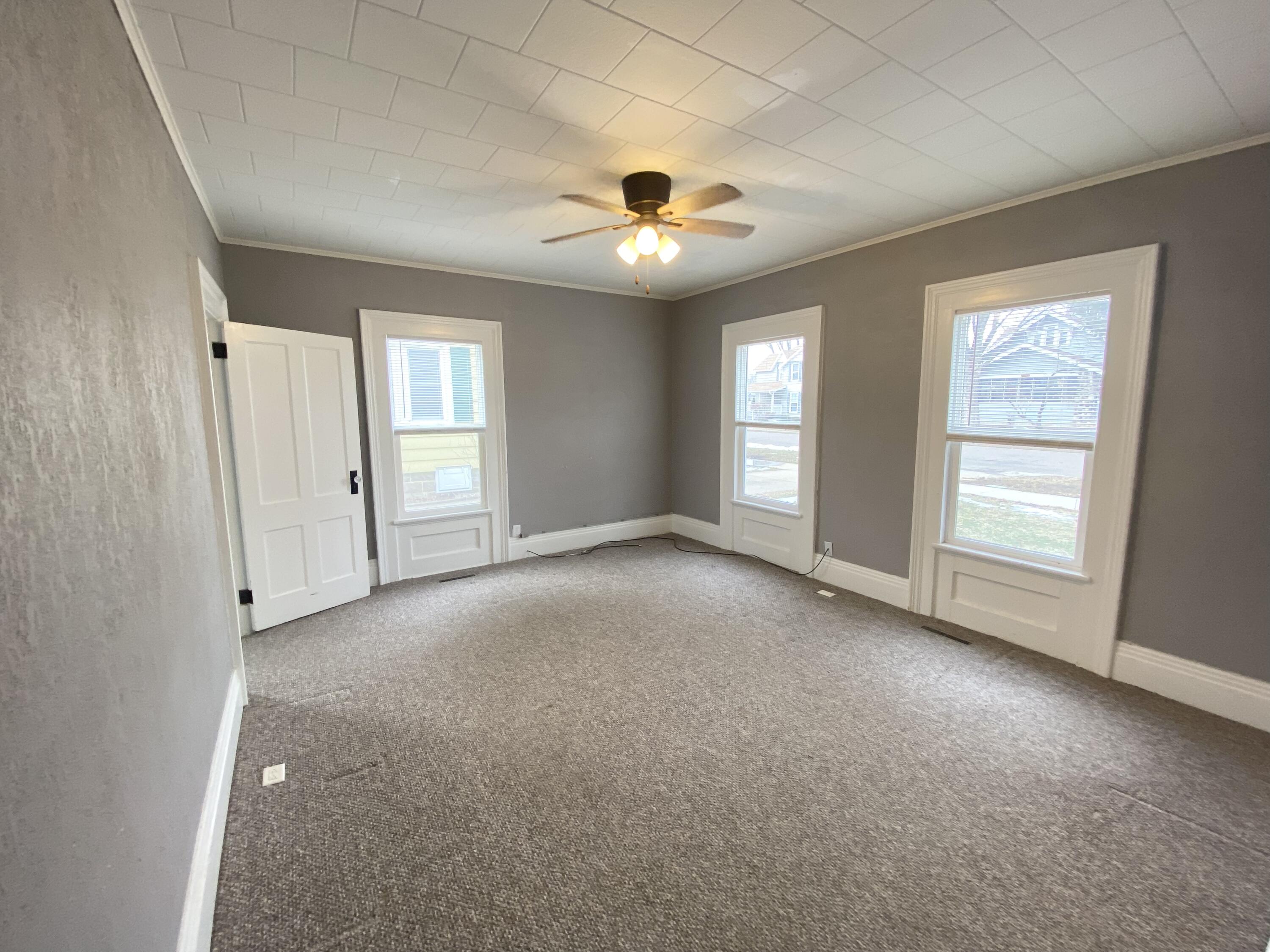 509 East Franklin Street, Unit 511 Sparta, WI 54656 - Photo 19 of 45 living