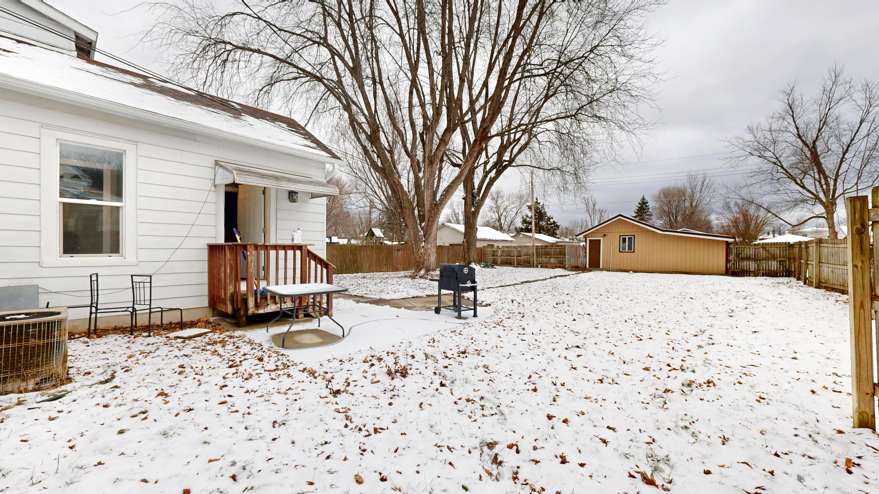 509 East Franklin Street, Unit 511 Sparta, WI 54656 - Photo 32 of 45 backyard
