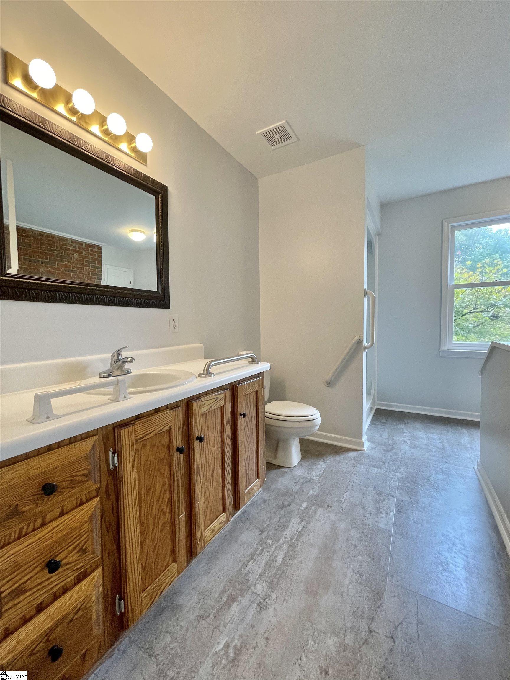 400 Wildmarsh Road Piedmont, SC 29673 - Photo 18 of 36 Gallery Image 18