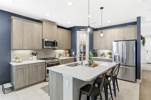 $599,990 | 3911 Woodmont Drive, Parrish, FL 34219