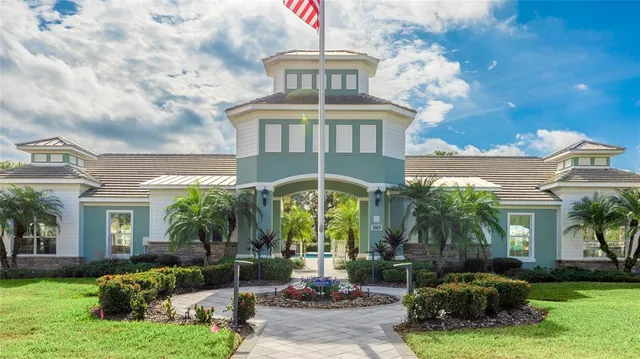 $599,990 | 3911 Woodmont Drive, Parrish, FL 34219