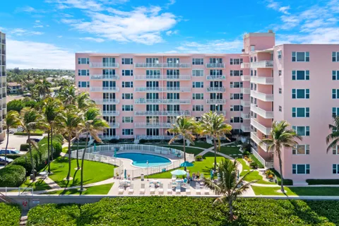 $720,000 | 2921 South Ocean Boulevard, Unit 204, Highland Beach, FL 33487