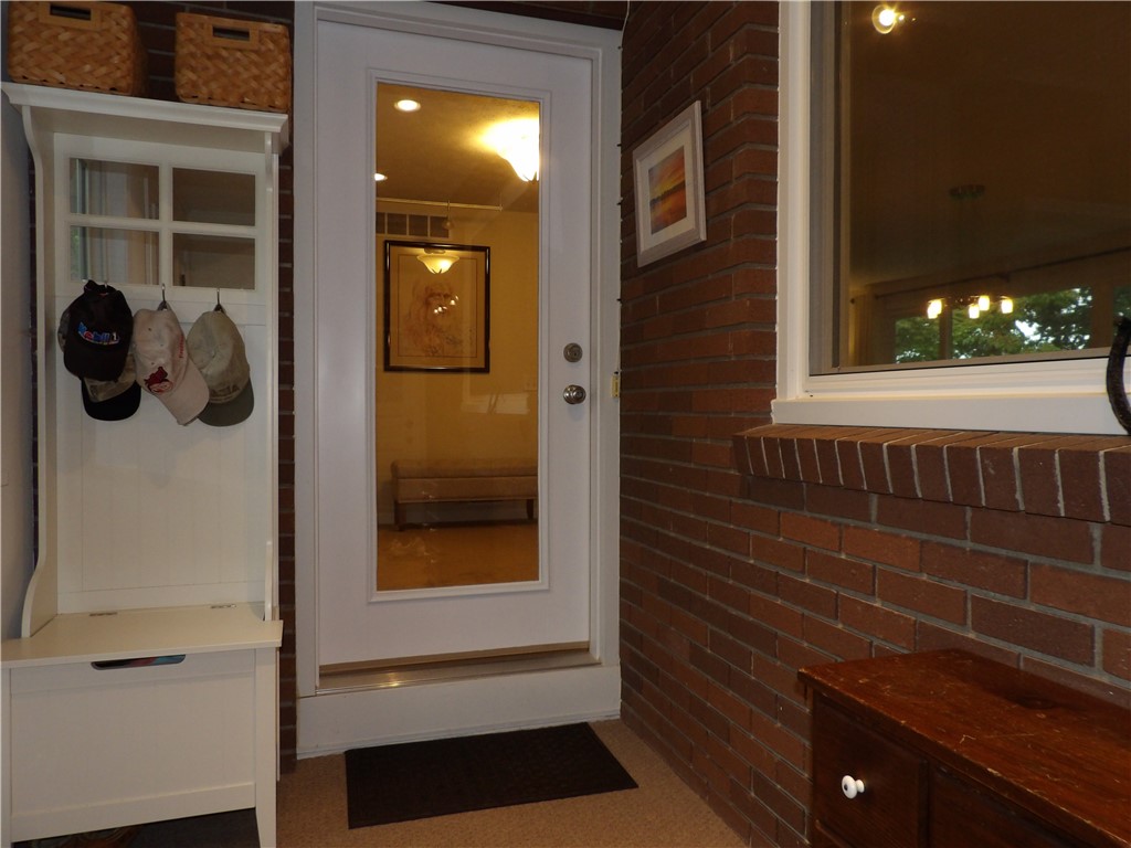 6416 Ann Lee Drive Huron, NY 14516 - Photo 22 of 24 Enclosed Foyer to main entrance