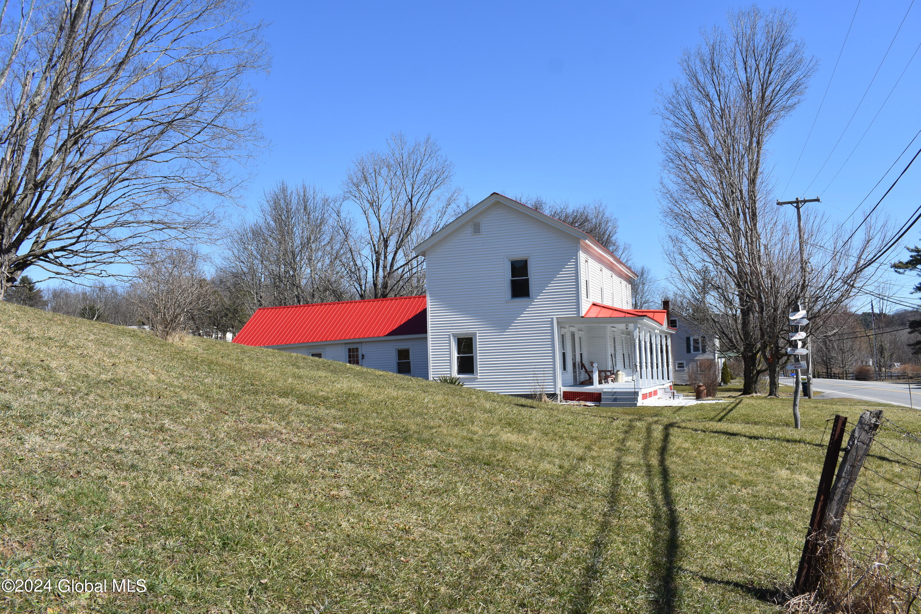 712 County Rte 49 Cossayuna, NY 12823 - Photo 3 of 33 DSC_0207