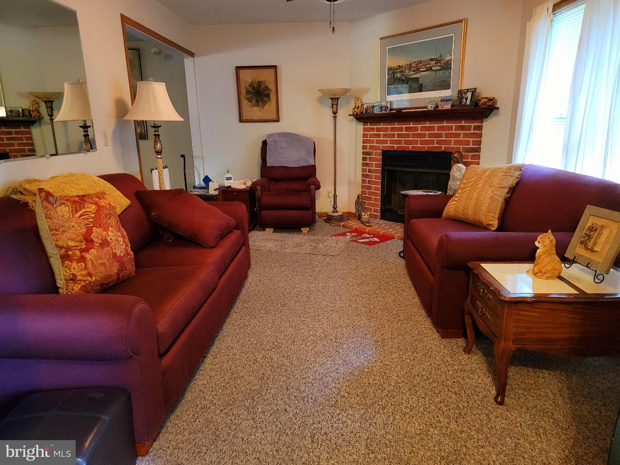 923 Crystal Rock Road Lusby, MD 20657 - Photo 15 of 26 Living room