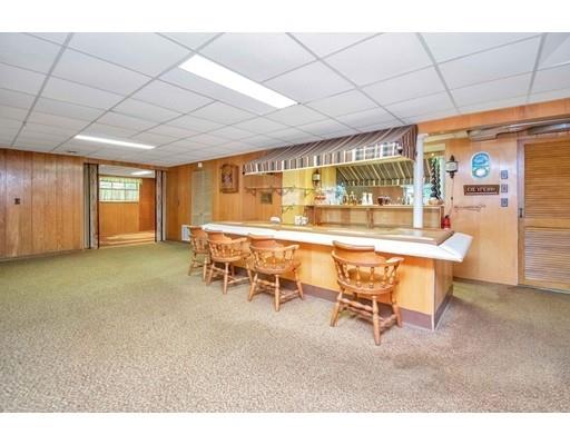 36 Sabin Street Springfield, MA 01151 - Photo 19 of 33 a dining room with furniture and a large window