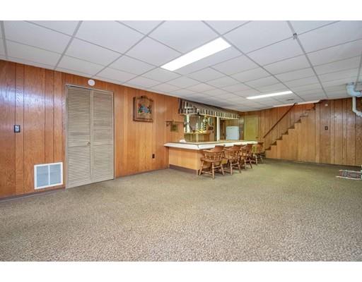 36 Sabin Street Springfield, MA 01151 - Photo 20 of 33 a room with furniture and closet