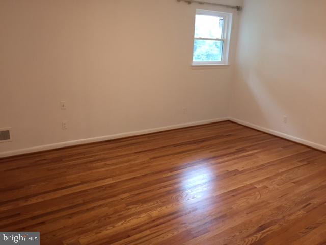 9301 Kirkdale Road Bethesda, MD 20817 - Photo 7 of 16 Bedroom