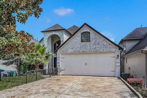 $999,999 | 12394 Pebble View Drive, Conroe, TX 77304