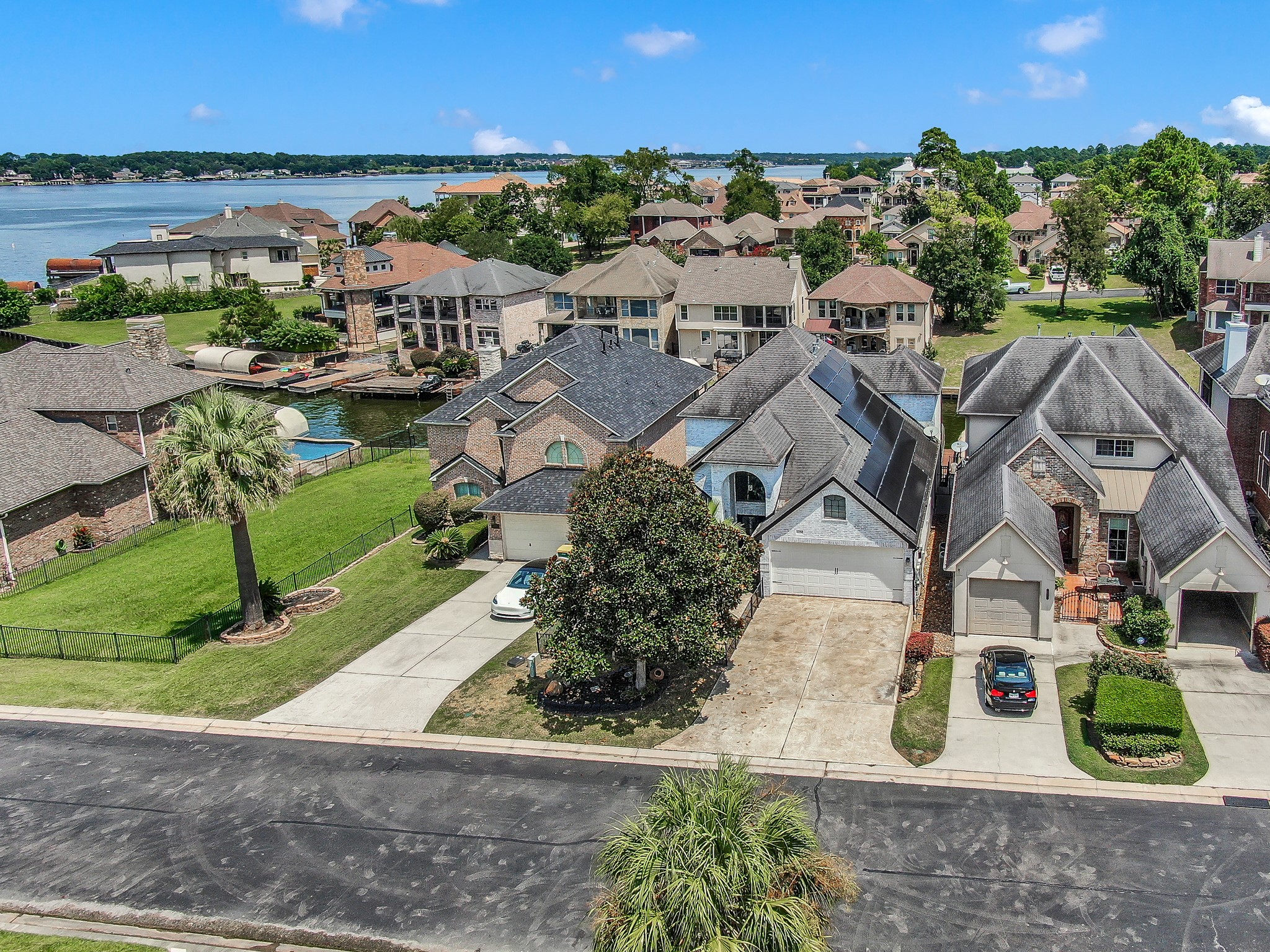 12394 Pebble View Drive Conroe, TX 77304 - Photo 46 of 49 Aerial view of front of home.