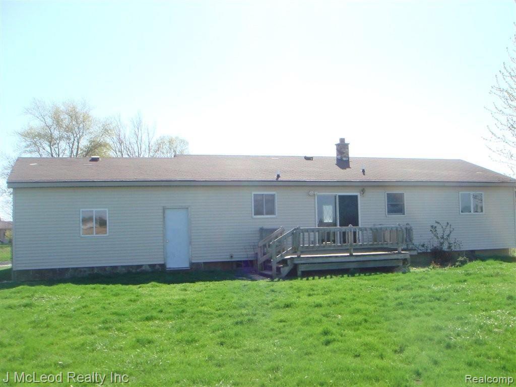 8894 State Road Millington, MI 48746 - Photo 13 of 13 DSC01511.JPG