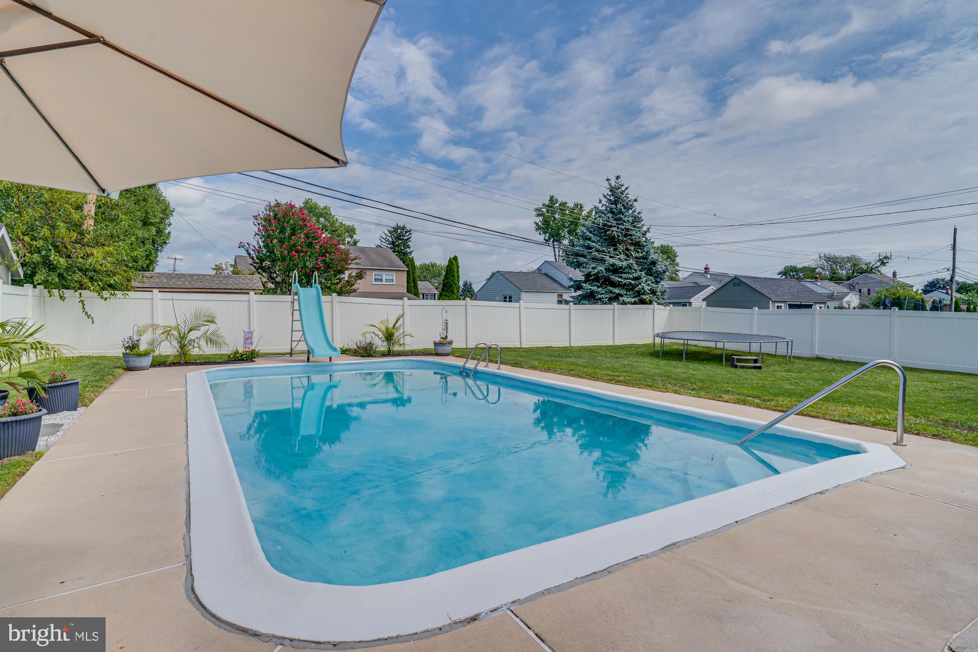 1047 Coronet Road Warminster, PA 18974 - Photo 40 of 50 Concrete pool with Fiberglass Liner
