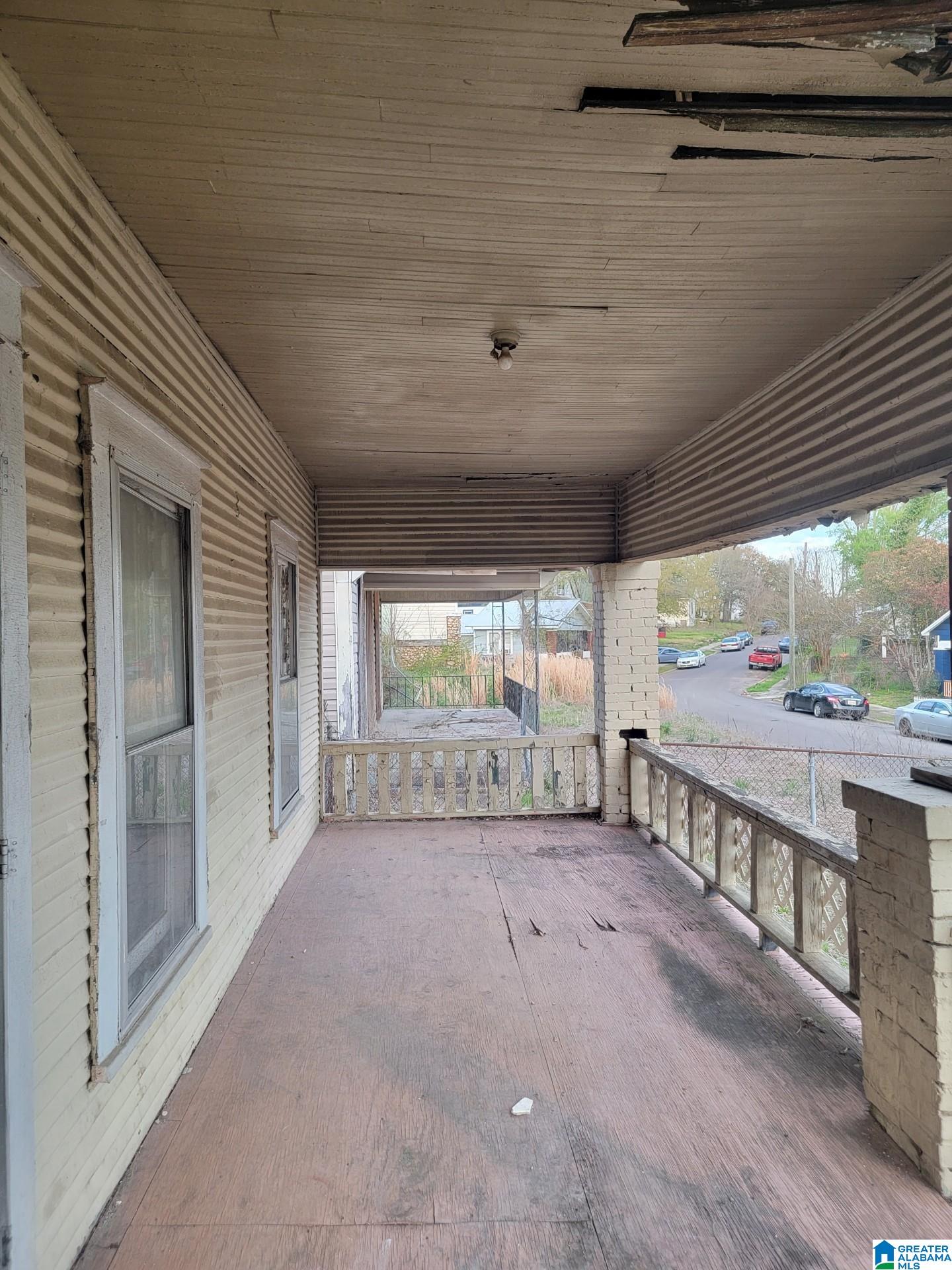 2404 30th Street Southwest Birmingham, AL 35208 - Photo 3 of 13