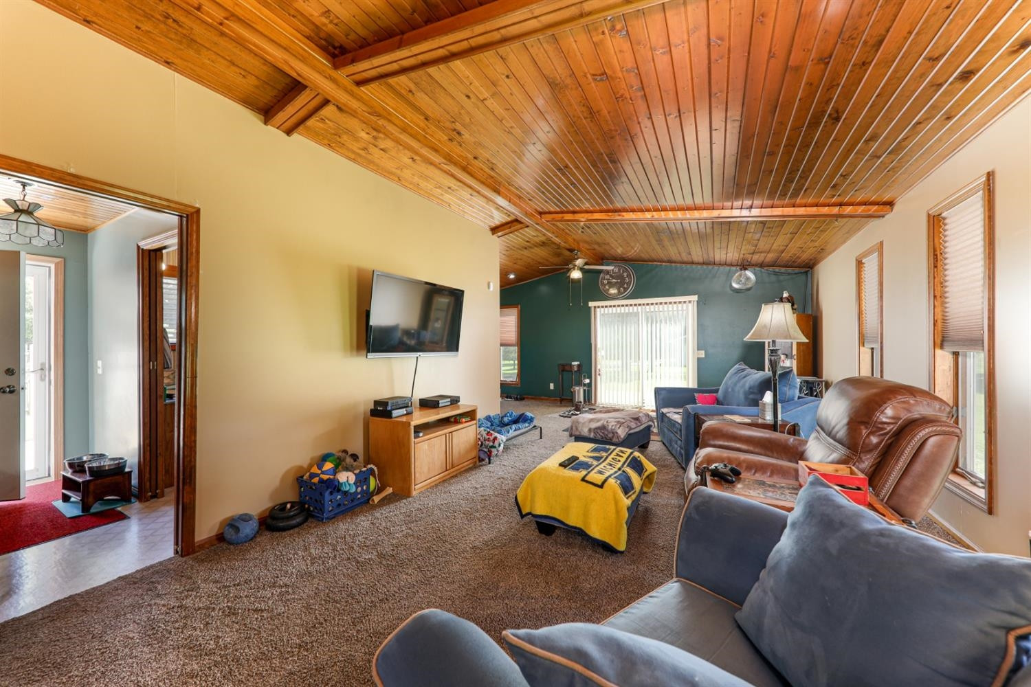 6316 Johnson Road Flushing, MI 48433 - Photo 8 of 42 Photo 8