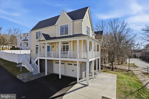 $1,249,000 | 1633 South Taylor Street, Arlington, VA 22204