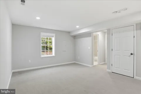 $1,249,000 | 1633 South Taylor Street, Arlington, VA 22204