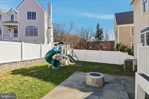 $1,249,000 | 1633 South Taylor Street, Arlington, VA 22204