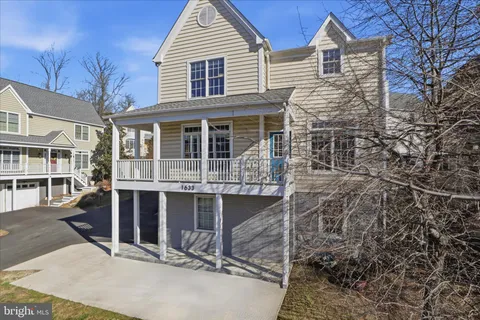 $1,249,000 | 1633 South Taylor Street, Arlington, VA 22204