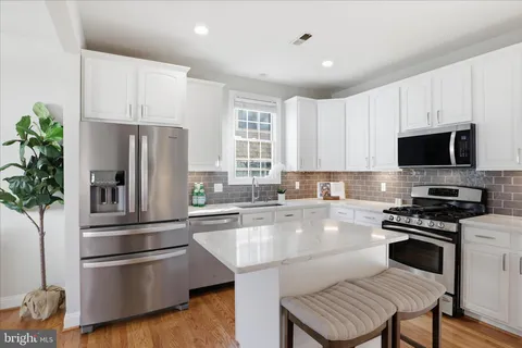 $1,249,000 | 1633 South Taylor Street, Arlington, VA 22204