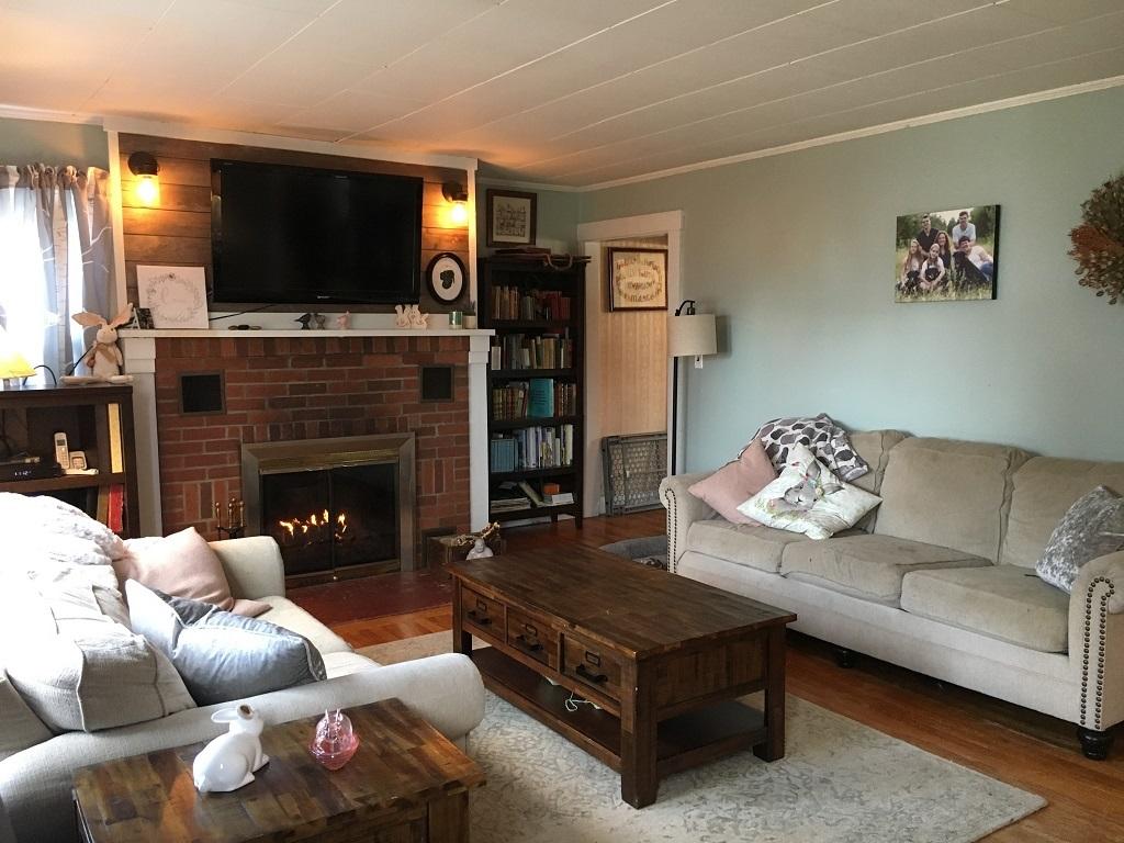 20 Neck Road South China, ME 04358 - Photo 10 of 21 Living